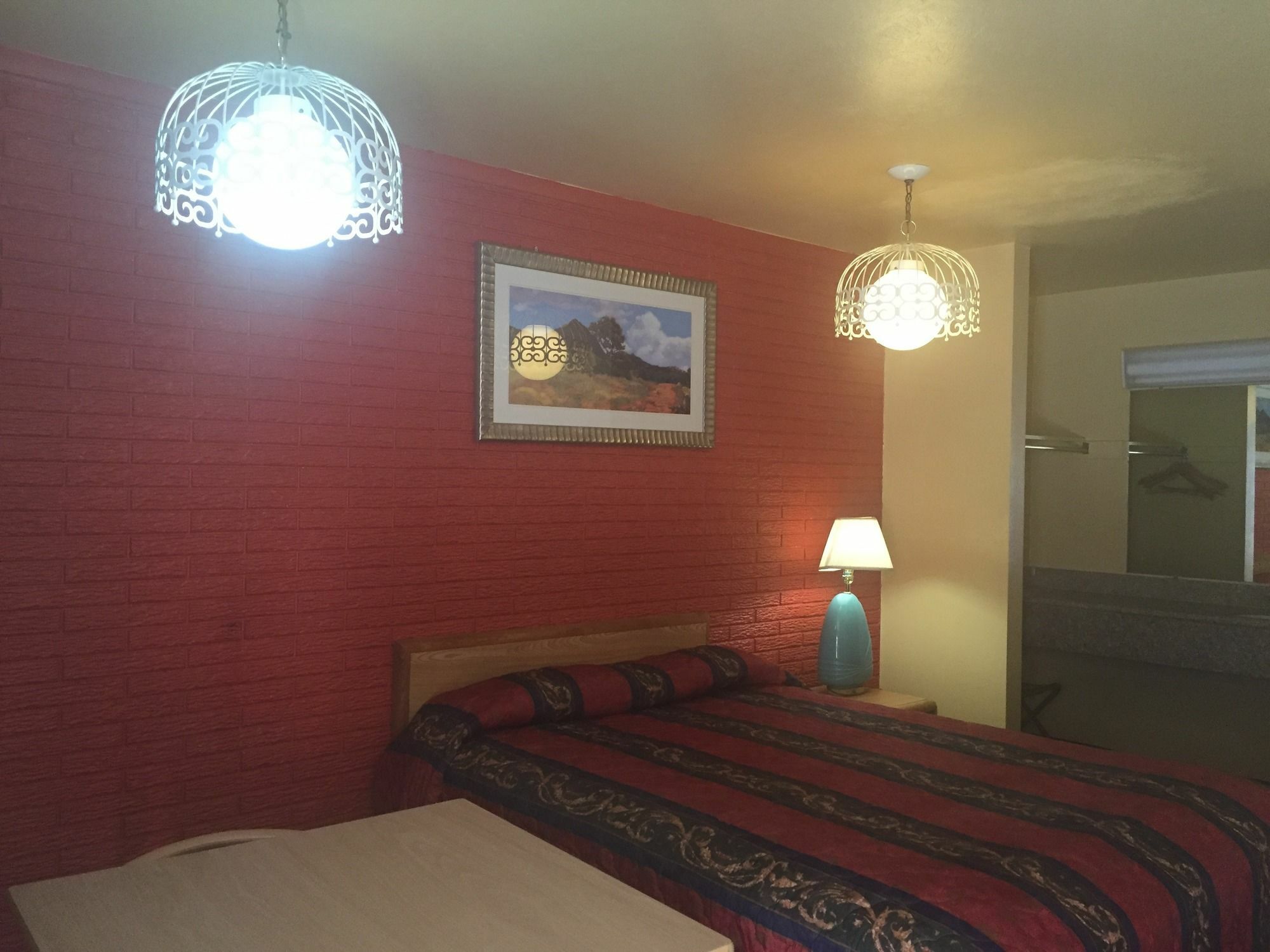 Economy Inn פרמינגטון מראה חיצוני תמונה